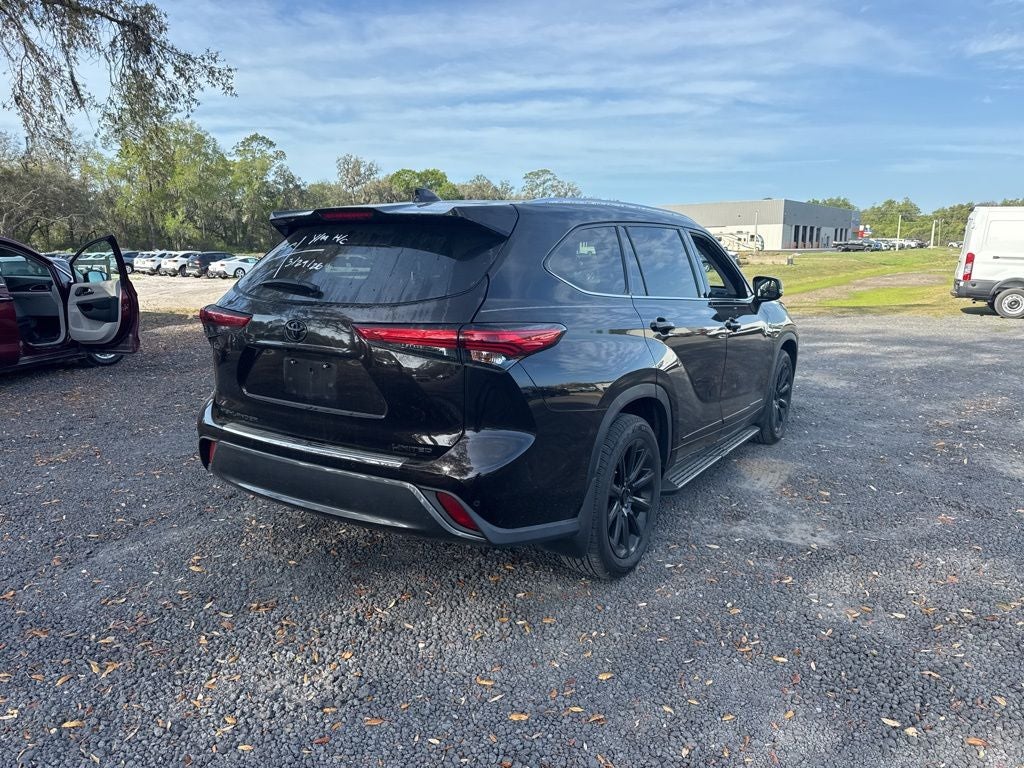2022 Toyota Highlander Limited