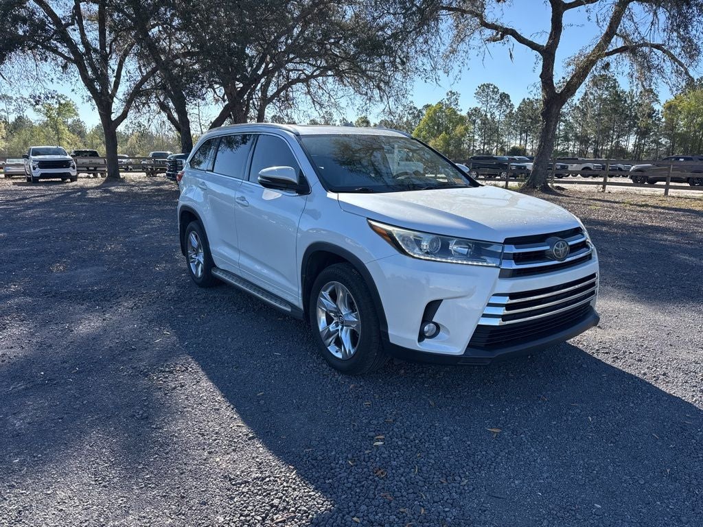 2017 Toyota Highlander Base