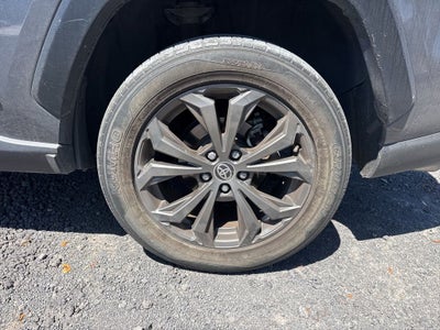 2022 Toyota RAV4 Hybrid XLE Premium