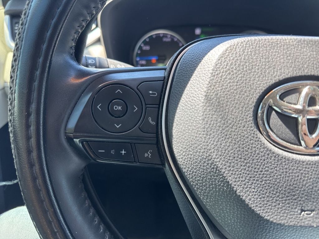 2022 Toyota RAV4 Hybrid XLE Premium