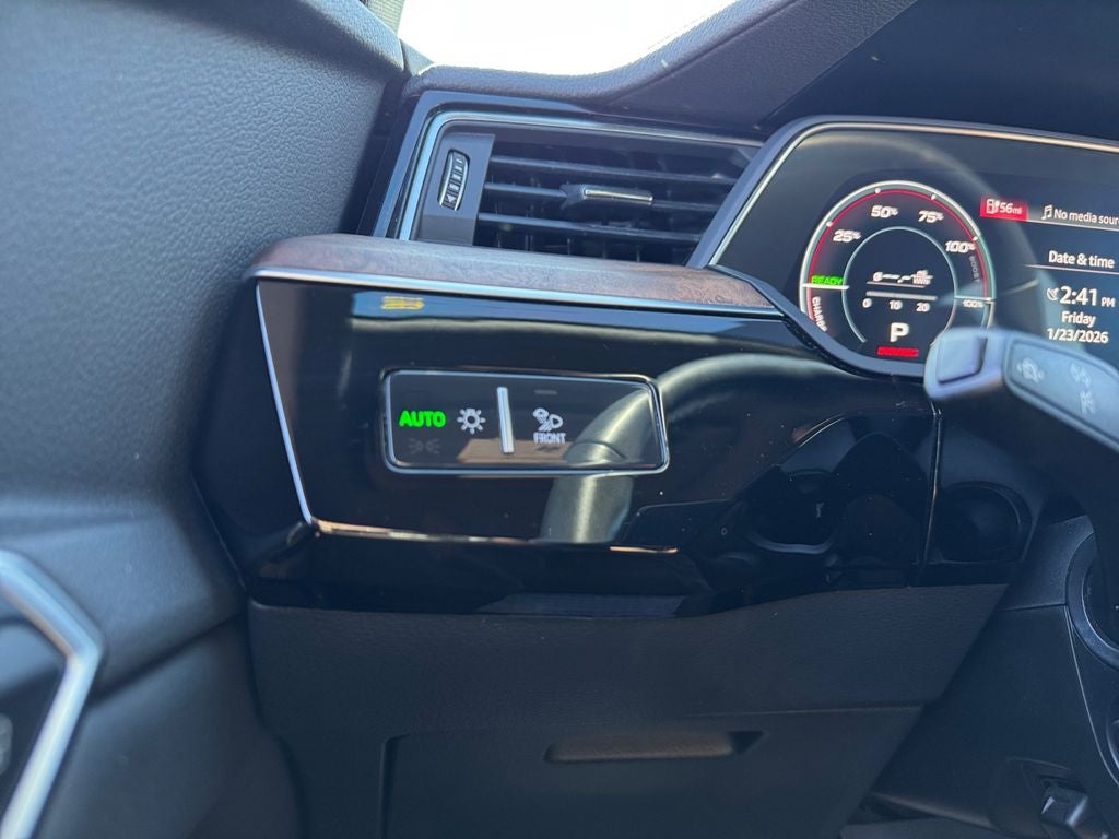 2023 Audi e-tron Sportback S line Premium Plus quattro