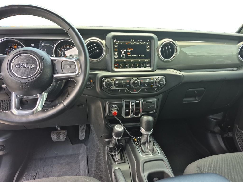 2023 Jeep Wrangler 4-Door Sahara 4x4