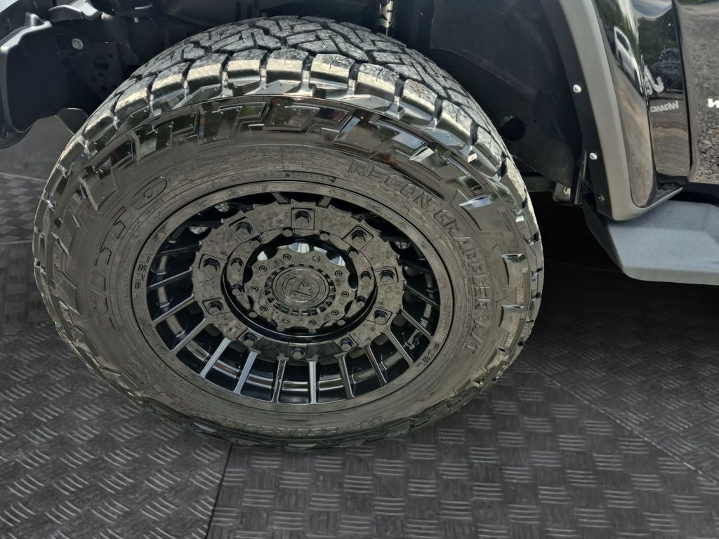 2023 Jeep Wrangler 4-Door Sahara 4x4