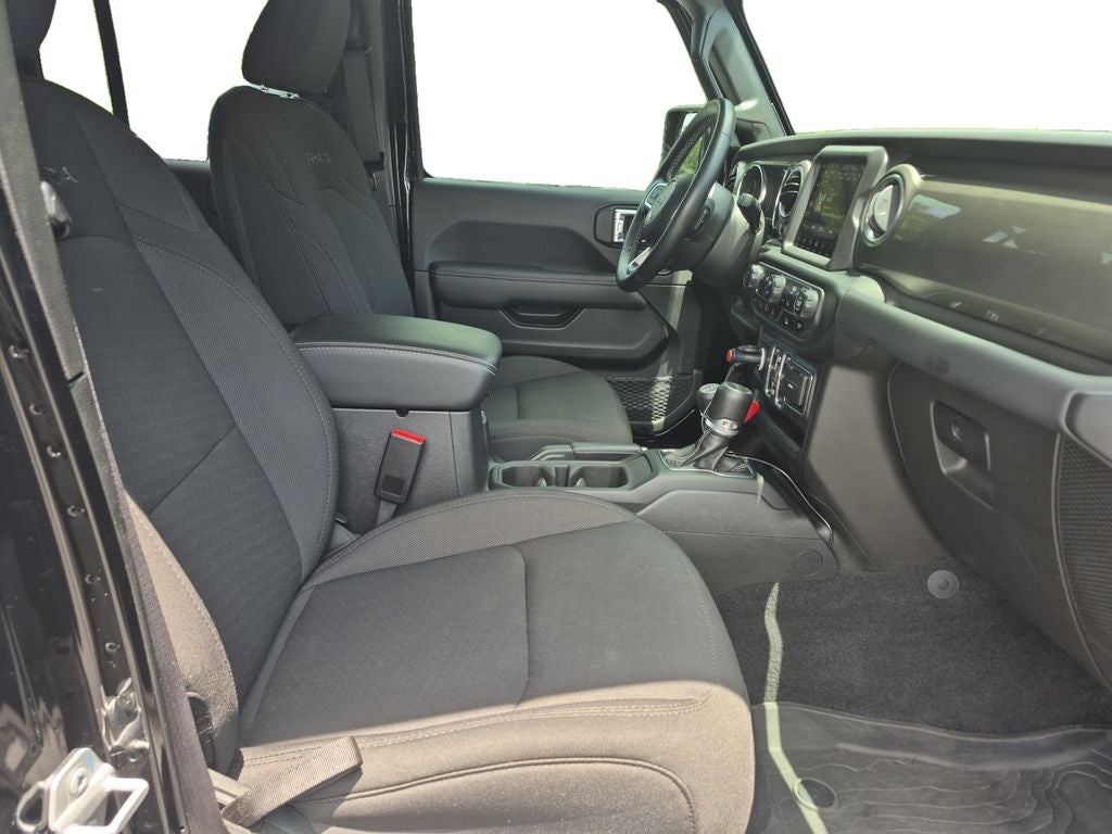 2023 Jeep Wrangler 4-Door Sahara 4x4