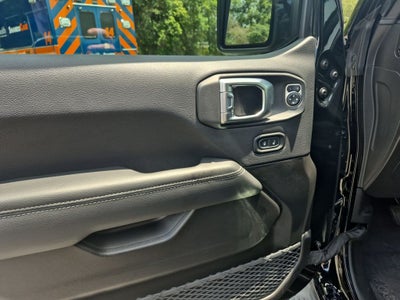 2023 Jeep Wrangler 4-Door Sahara 4x4