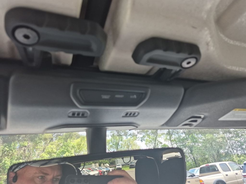 2023 Jeep Wrangler 4-Door Sahara 4x4