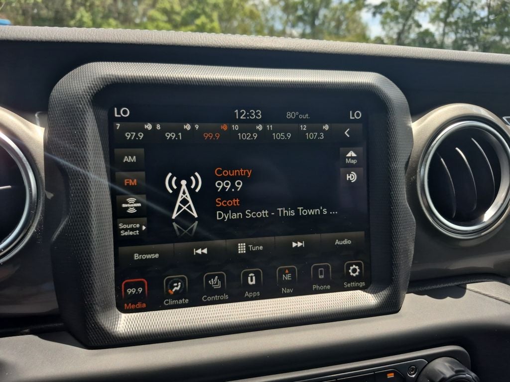 2023 Jeep Wrangler 4-Door Sahara 4x4
