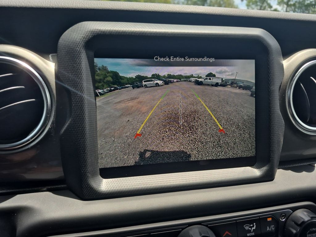 2023 Jeep Wrangler 4-Door Sahara 4x4