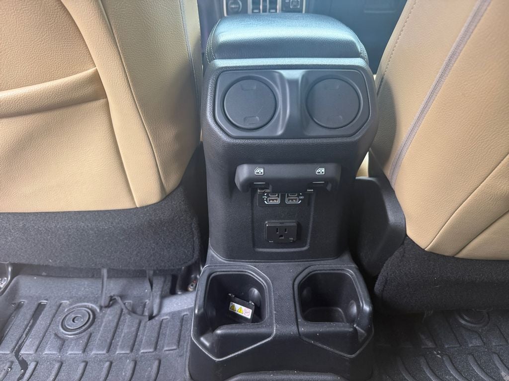 2018 Jeep Wrangler Unlimited Sahara 4x4