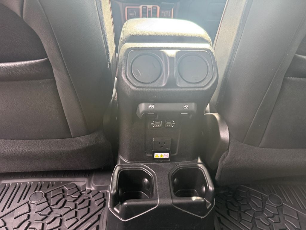 2021 Jeep Wrangler Unlimited Sahara 4x4