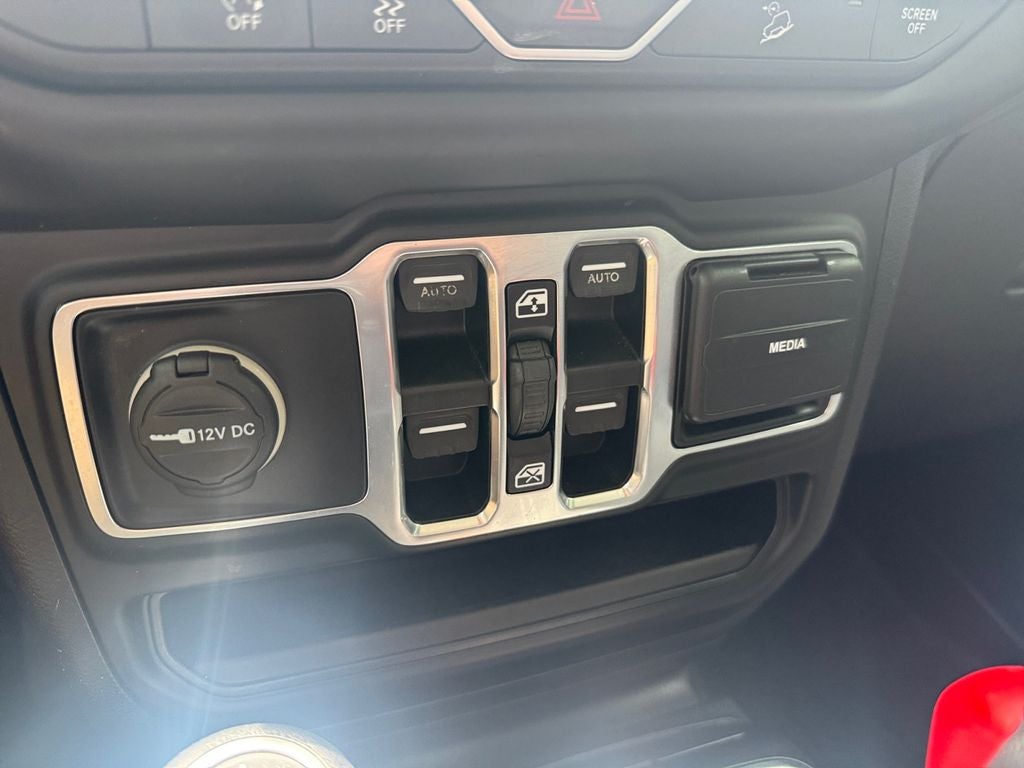 2019 Jeep Wrangler Unlimited Sahara 4x4