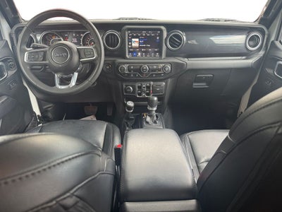 2023 Jeep Wrangler 4-Door Sahara Altitude 4x4