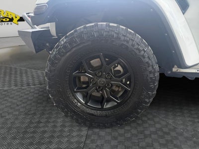 2023 Jeep Wrangler 4-Door Sahara Altitude 4x4