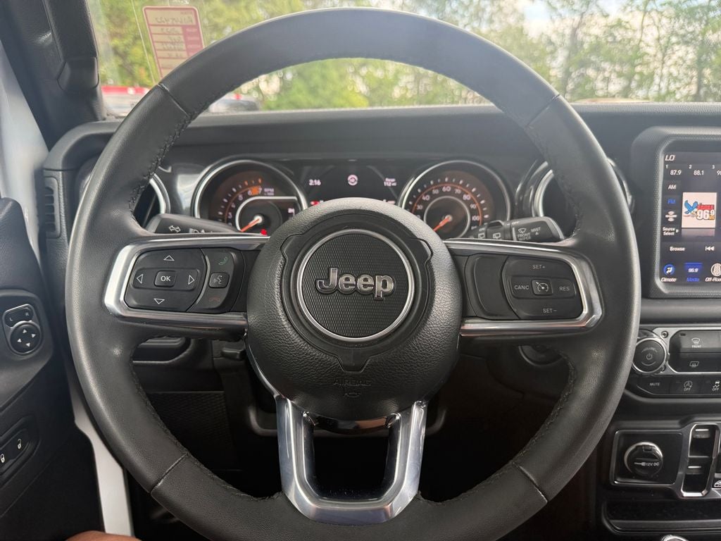 2023 Jeep Wrangler 4-Door Sahara Altitude 4x4