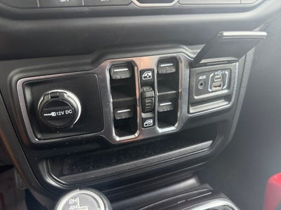 2023 Jeep Wrangler 4-Door Sahara Altitude 4x4