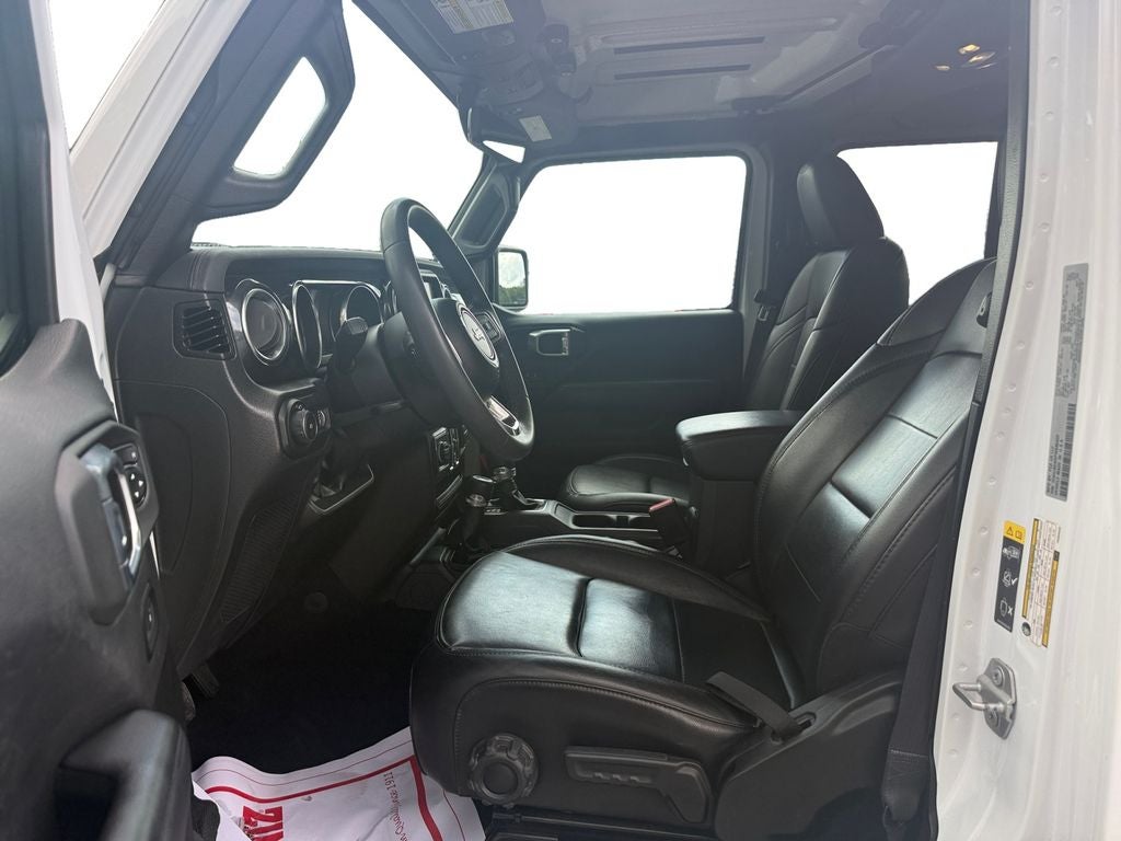 2023 Jeep Wrangler 4-Door Sahara Altitude 4x4