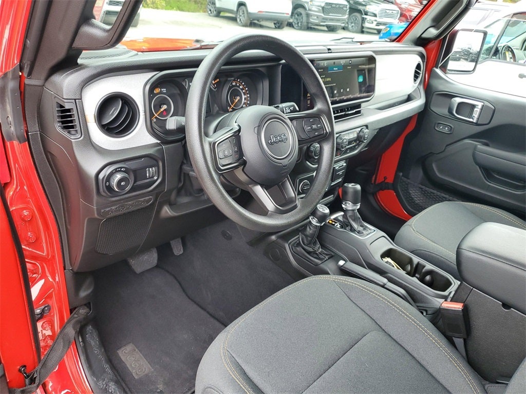 2025 Jeep Wrangler Sport