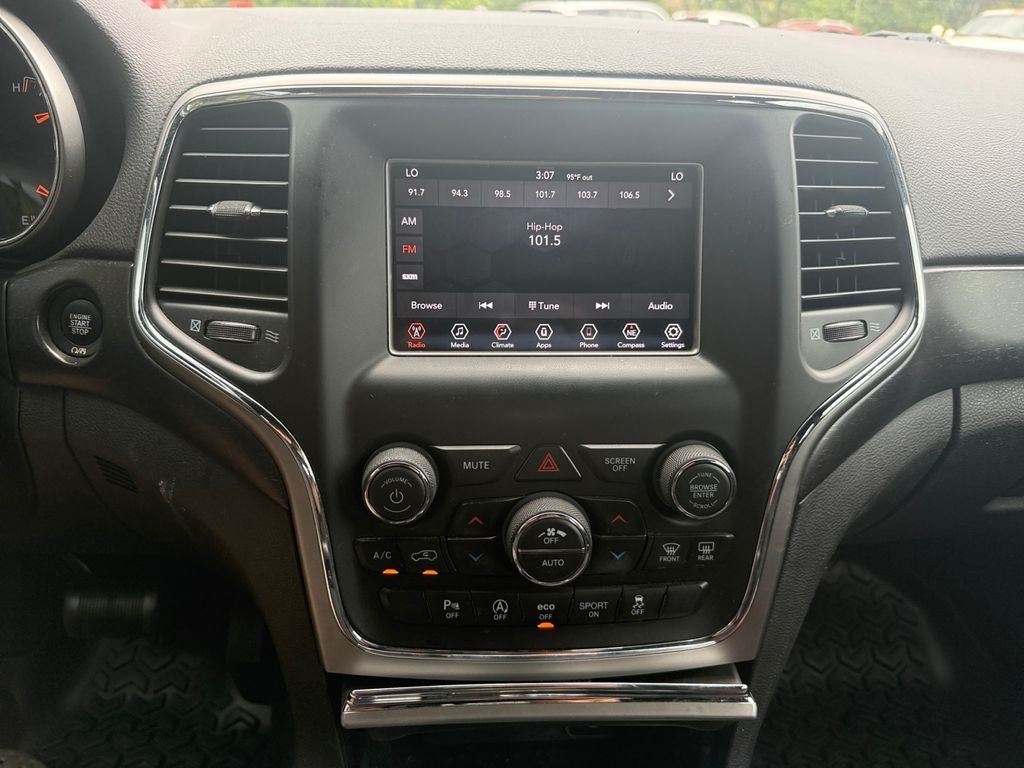 2018 Jeep Grand Cherokee Laredo E 4x4