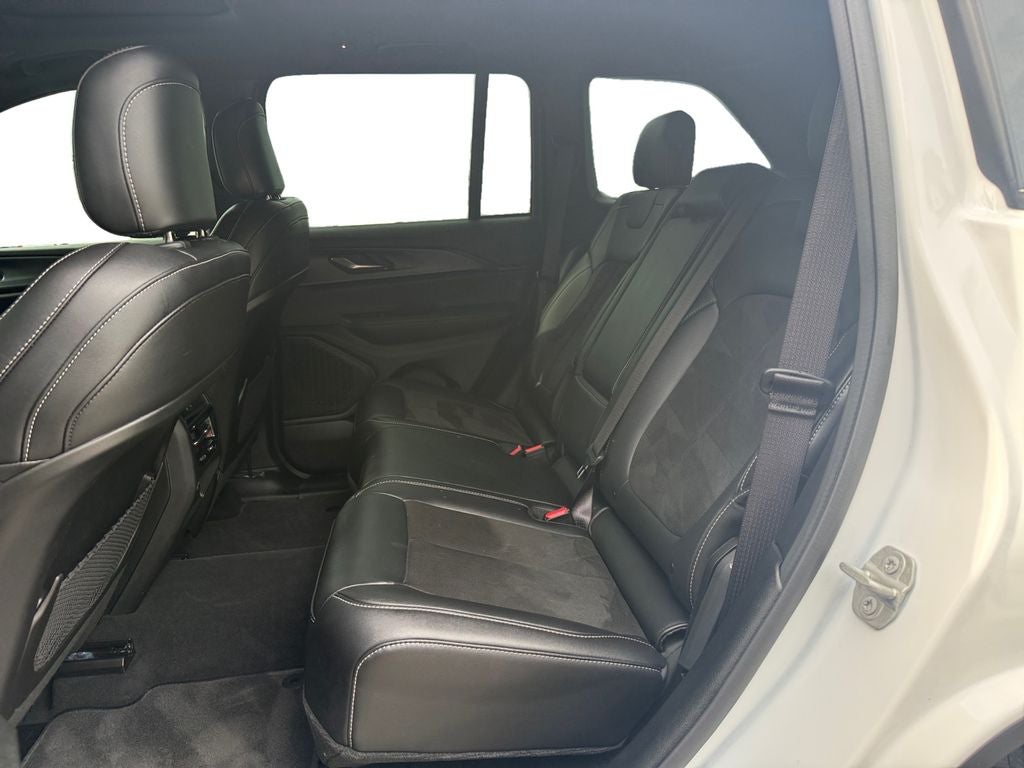 2025 Jeep Grand Cherokee Altitude X 4x2