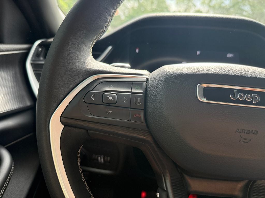 2025 Jeep Grand Cherokee Altitude X 4x2