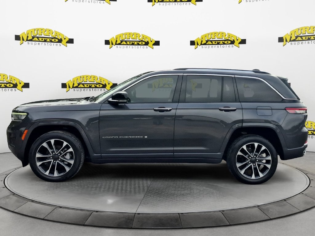 2023 Jeep Grand Cherokee Overland 4x2