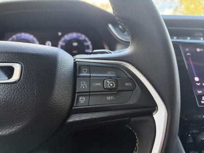 2023 Jeep Grand Cherokee Laredo 4x4