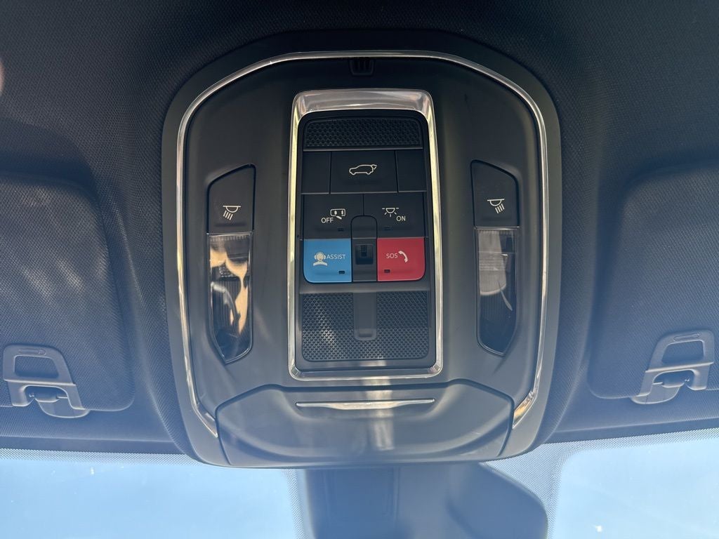 2022 Jeep Grand Cherokee L Altitude