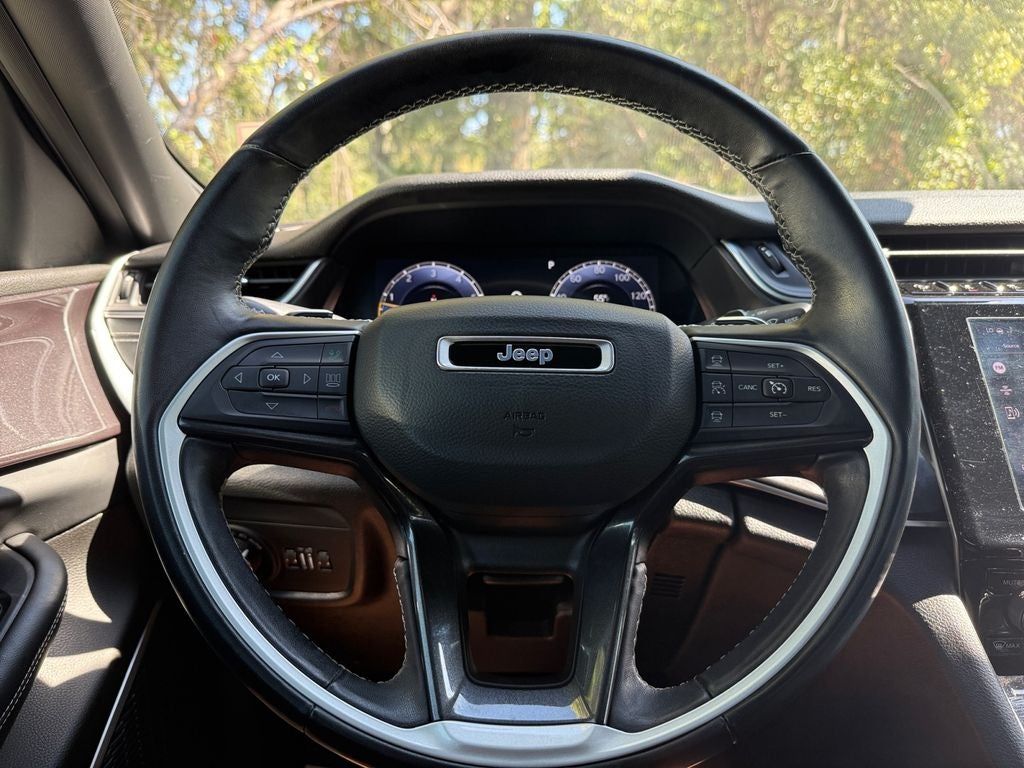 2022 Jeep Grand Cherokee L Altitude 4x2