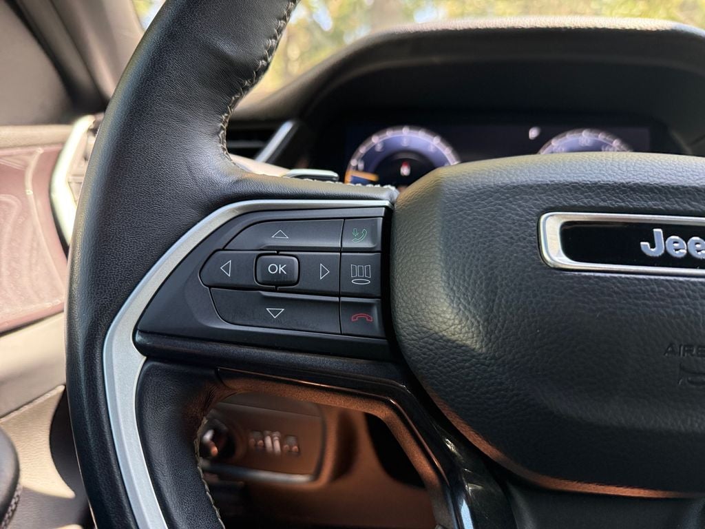 2022 Jeep Grand Cherokee L Altitude 4x2