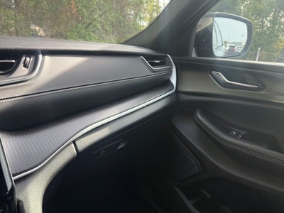 2024 Jeep Grand Cherokee L Laredo 4x4
