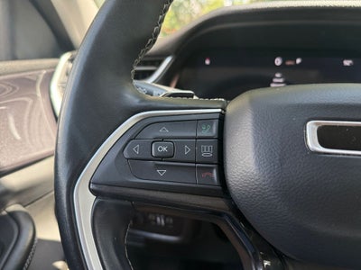 2021 Jeep Grand Cherokee L Laredo 4x4