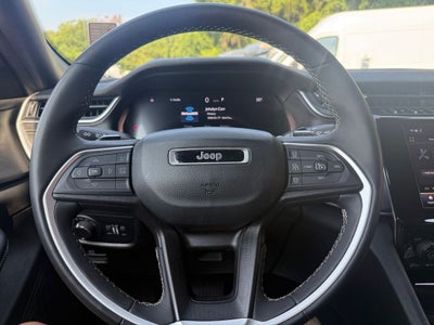 2023 Jeep Grand Cherokee L Altitude 4x4