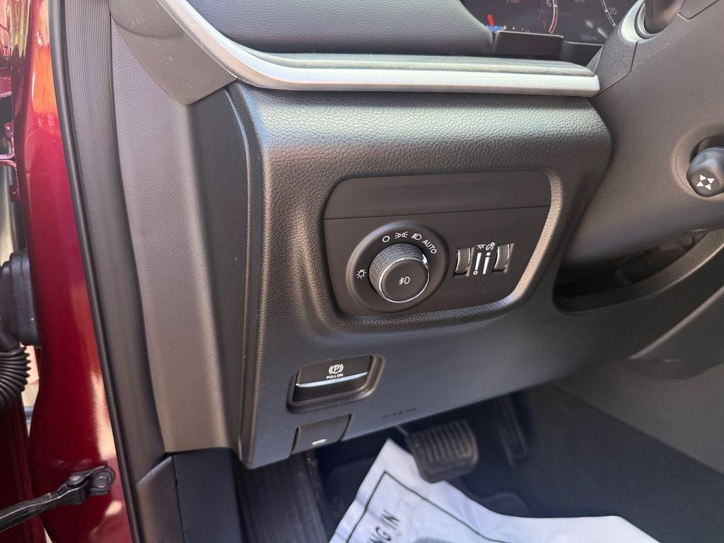 2025 Jeep Grand Cherokee L Limited 4x4