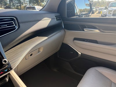 2024 Jeep Wagoneer Series II 4x2