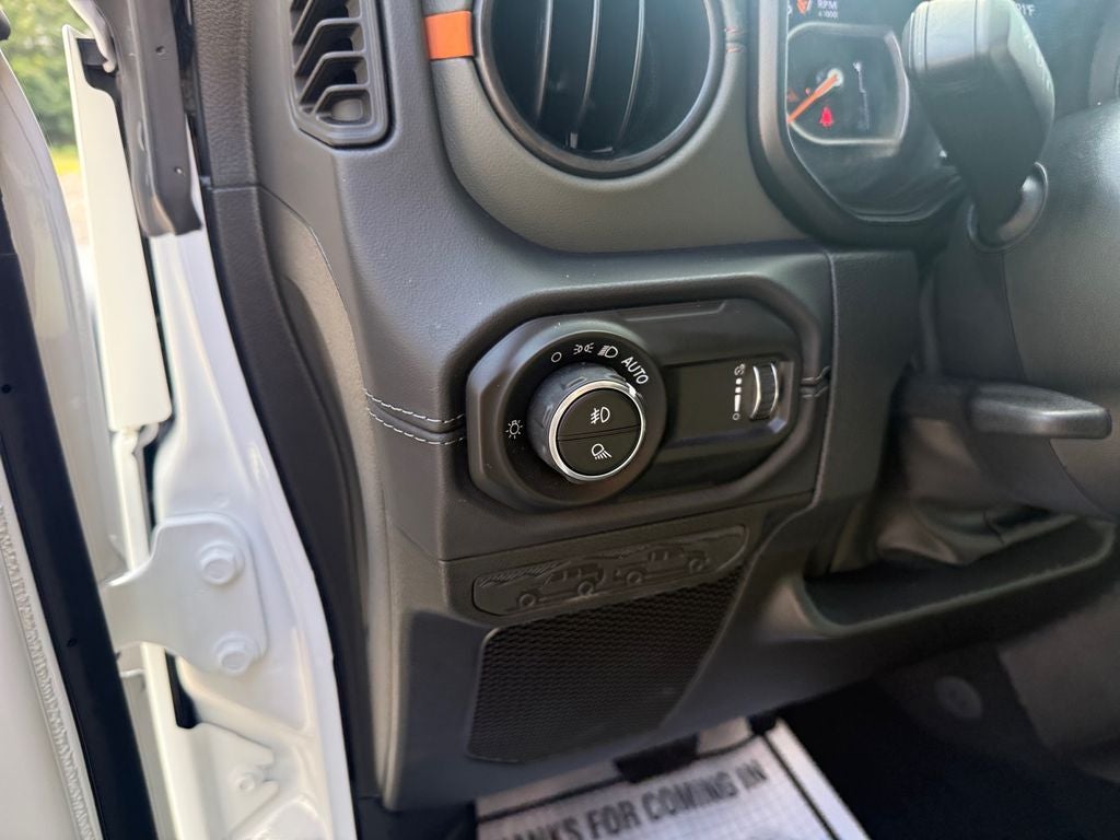 2025 Jeep Gladiator Mojave 4x4
