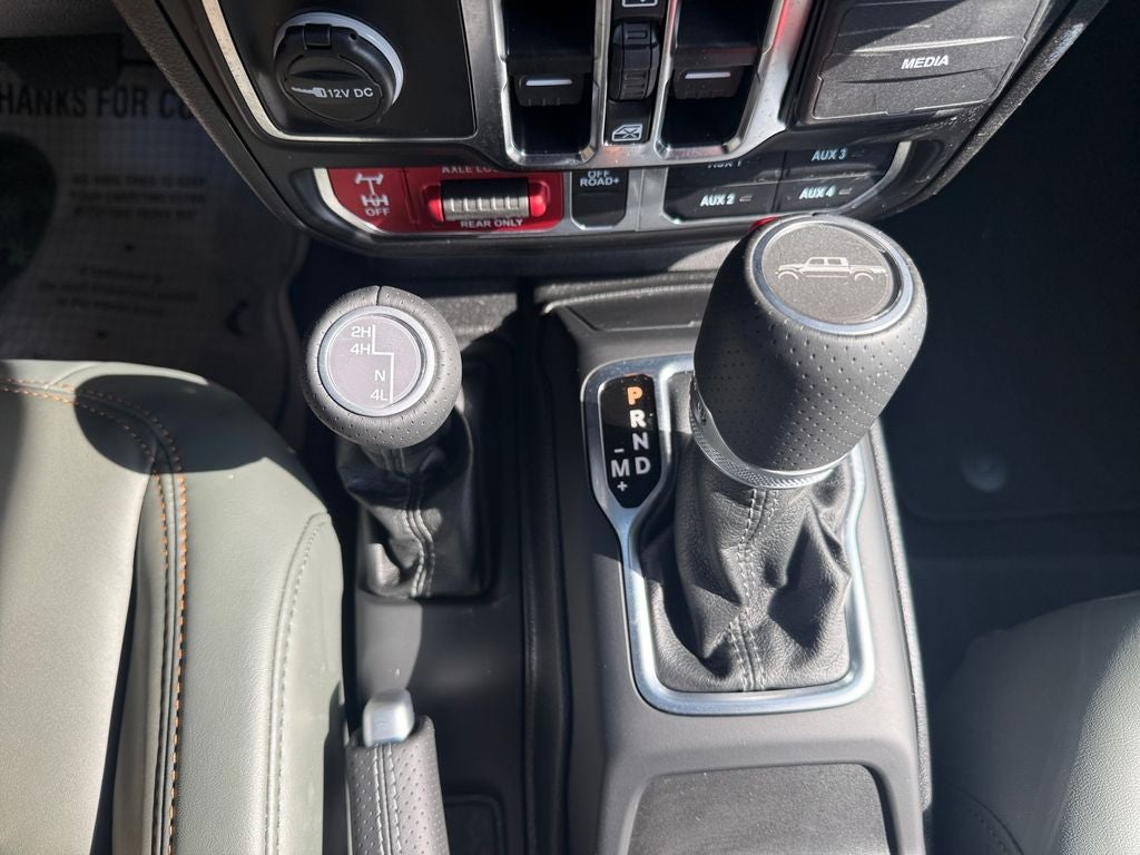 2025 Jeep Gladiator Mojave 4x4