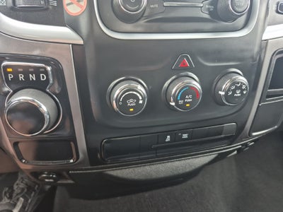 2024 RAM 1500 Classic SLT Quad Cab 4x2 6'4' Box