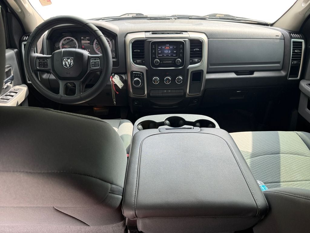2019 RAM 1500 Classic SLT Crew Cab 4x2 5'7' Box