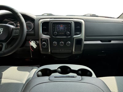 2019 RAM 1500 Classic SLT Crew Cab 4x2 5'7' Box