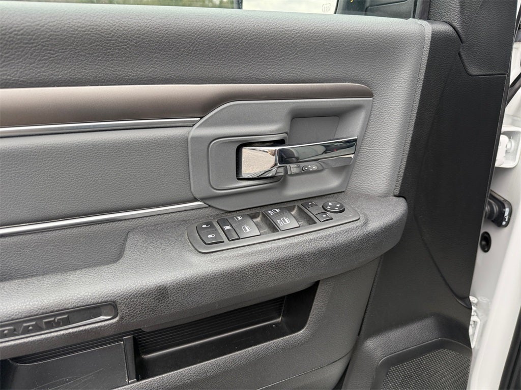 2024 RAM 1500 Classic SLT Quad Cab 4x4 6'4' Box