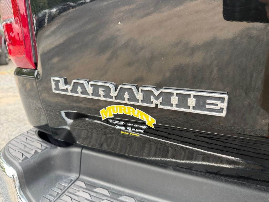 2024 RAM 1500 Laramie Crew Cab 4x2 5'7' Box