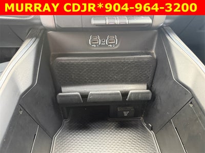 2024 RAM 1500 Laramie Crew Cab 4x2 5'7' Box