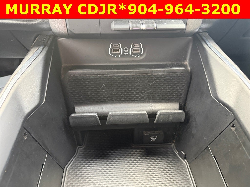 2024 RAM 1500 Laramie Crew Cab 4x2 5'7' Box