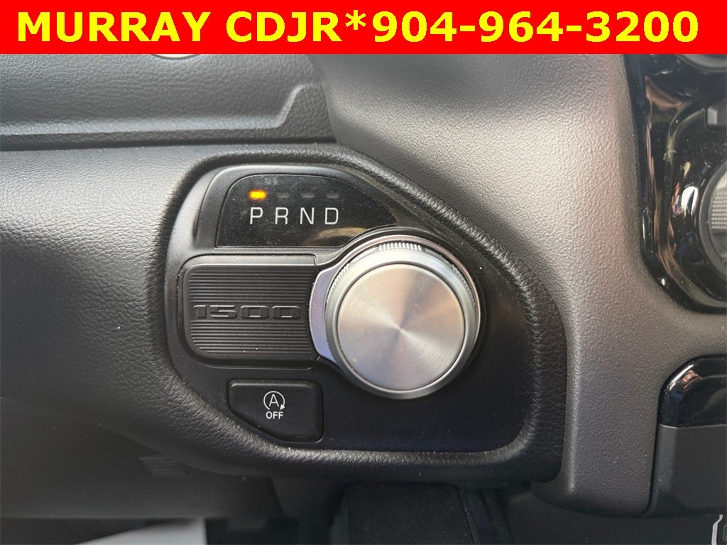 2024 RAM 1500 Laramie Crew Cab 4x2 5'7' Box