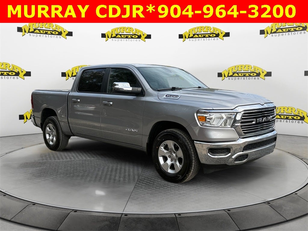 2024 RAM 1500 Laramie Crew Cab 4x2 5'7' Box