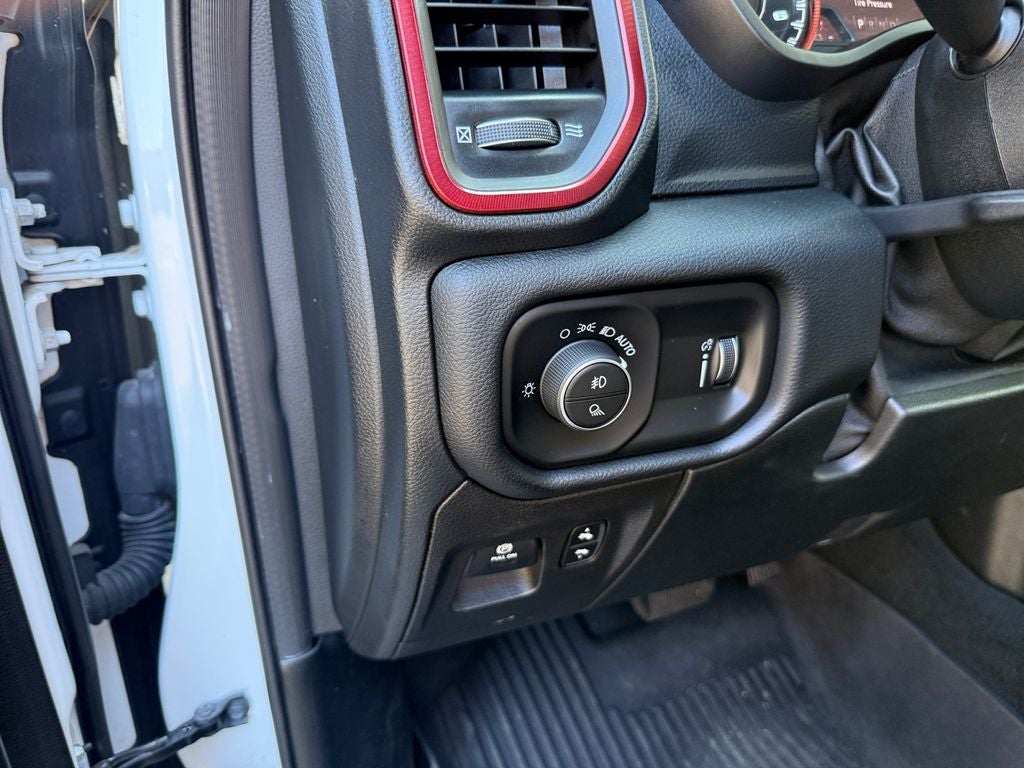 2020 RAM 1500 Rebel Crew Cab 4x2 5'7' Box