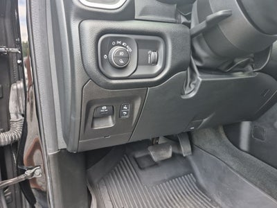 2022 RAM 1500 Big Horn Crew Cab 4x2 6'4' Box