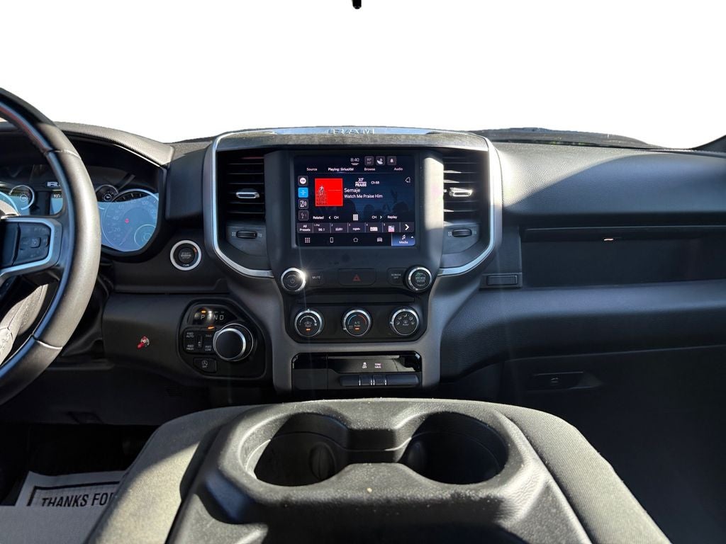 2022 RAM 1500 Big Horn Crew Cab 4x4 5'7' Box