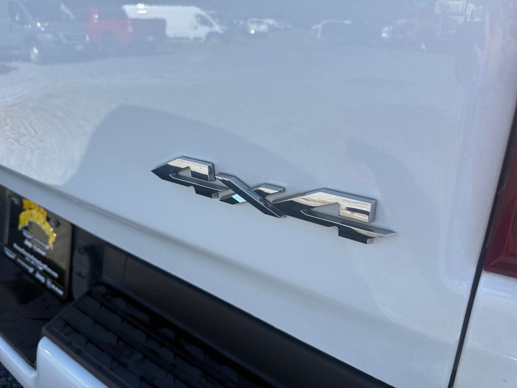 2022 RAM 1500 Big Horn Crew Cab 4x4 5'7' Box