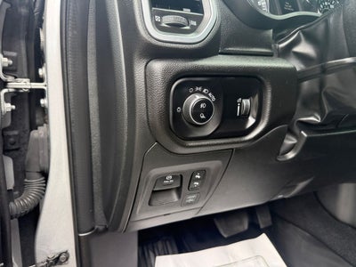 2025 RAM 1500 Big Horn Crew Cab 4x4 5'7' Box